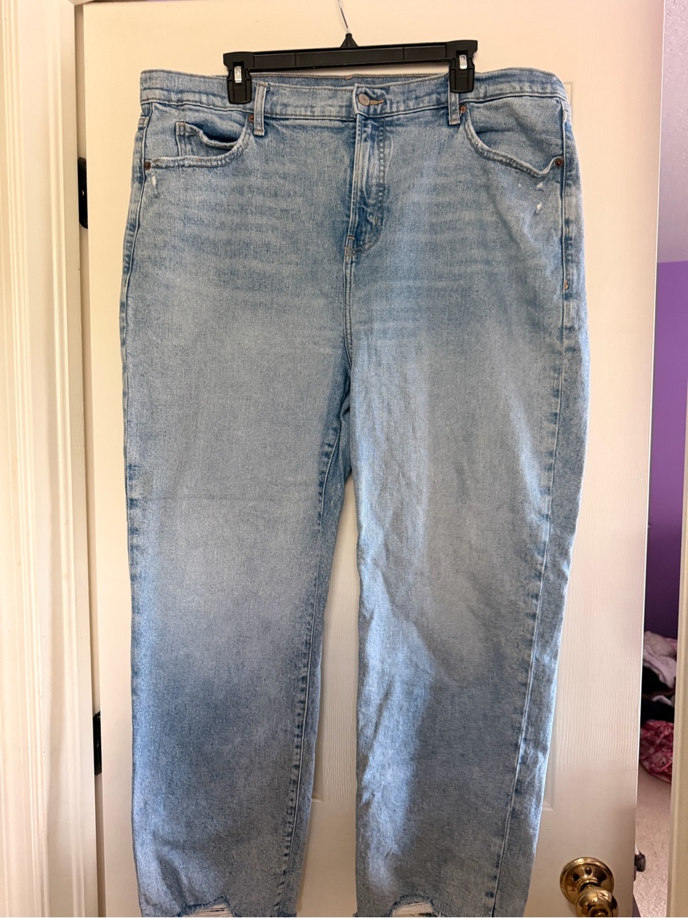 Old Navy Light Blue Straight-Leg Jeans